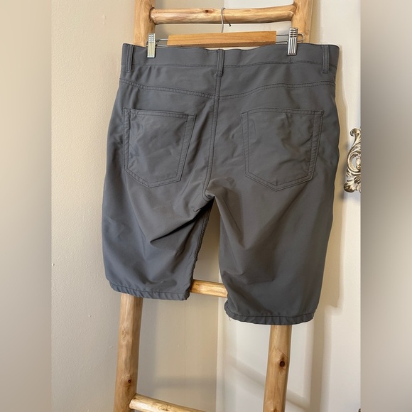 Tailor Vintage Connecticut Originals Canaan Slim Fit Men's Gray Shorts 34W - Picture 7 of 8